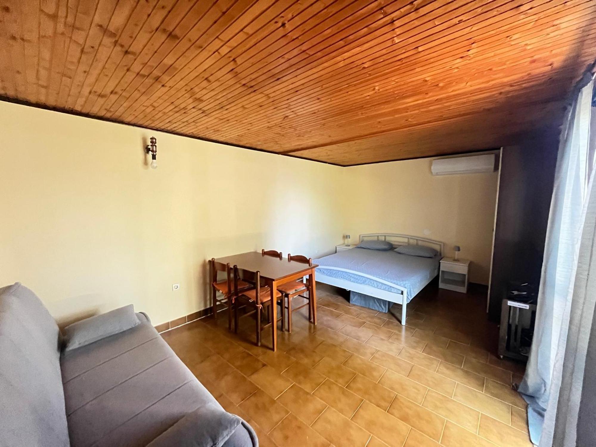 Apartma Korelc كوبر المظهر الخارجي الصورة